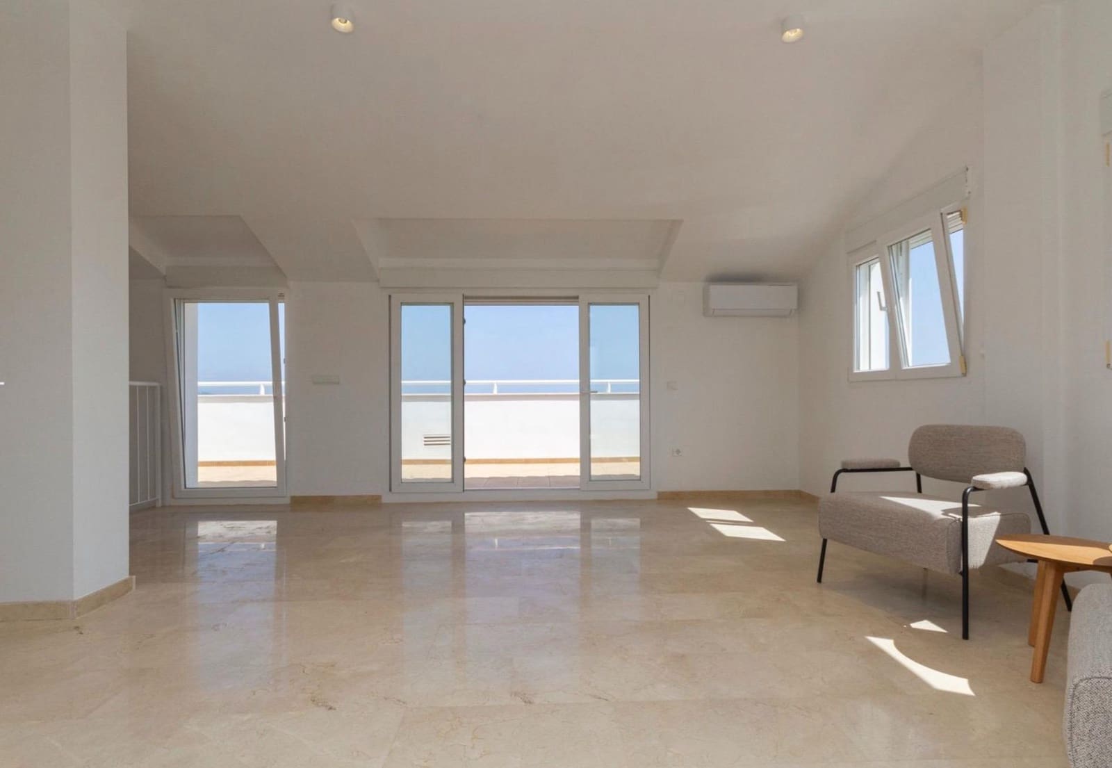 2 sovrum Lägenhet till salu i Pego med pool - 265 000 € (Ref: 9114038)