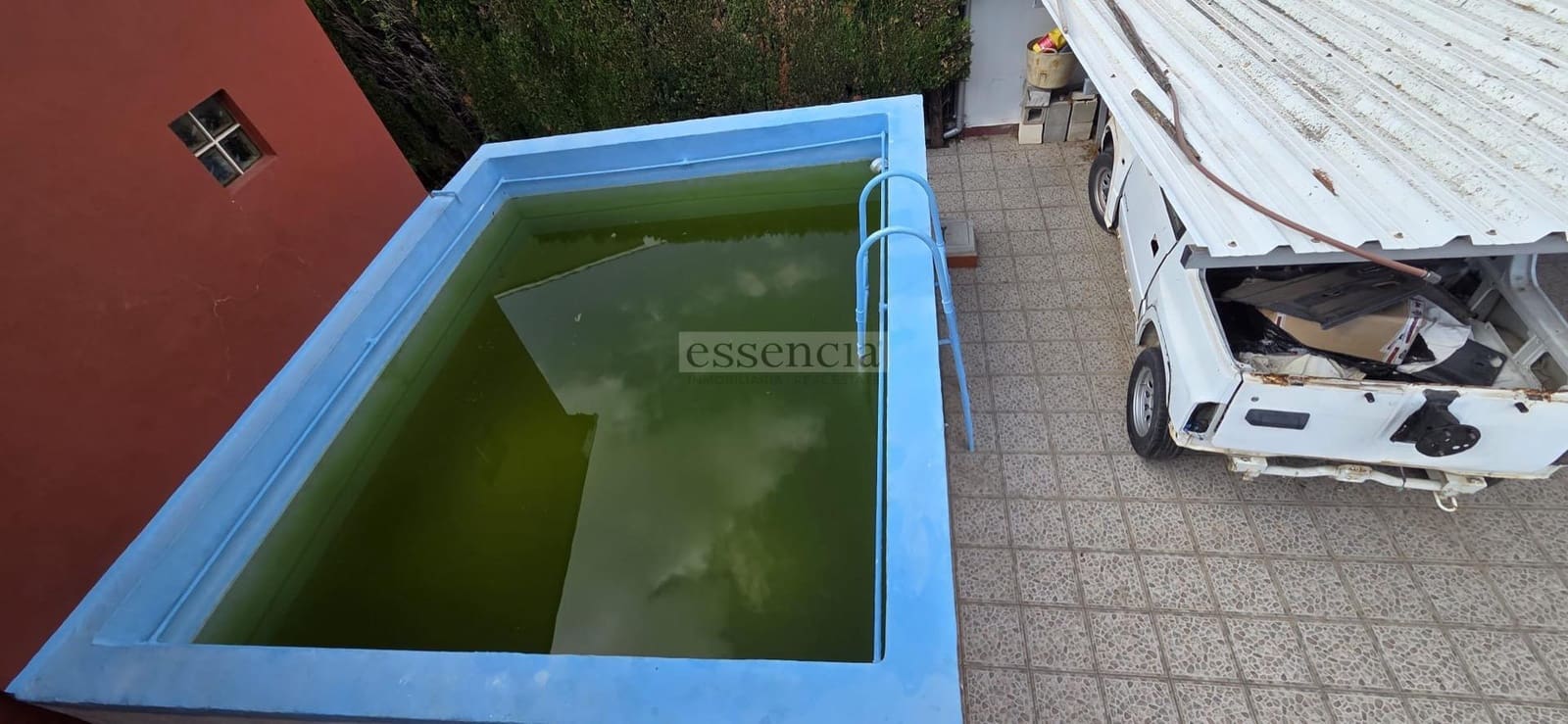 5 soveværelse Villa til salg i Oliva med swimmingpool garage - € 329.900 (Ref: 9126702)