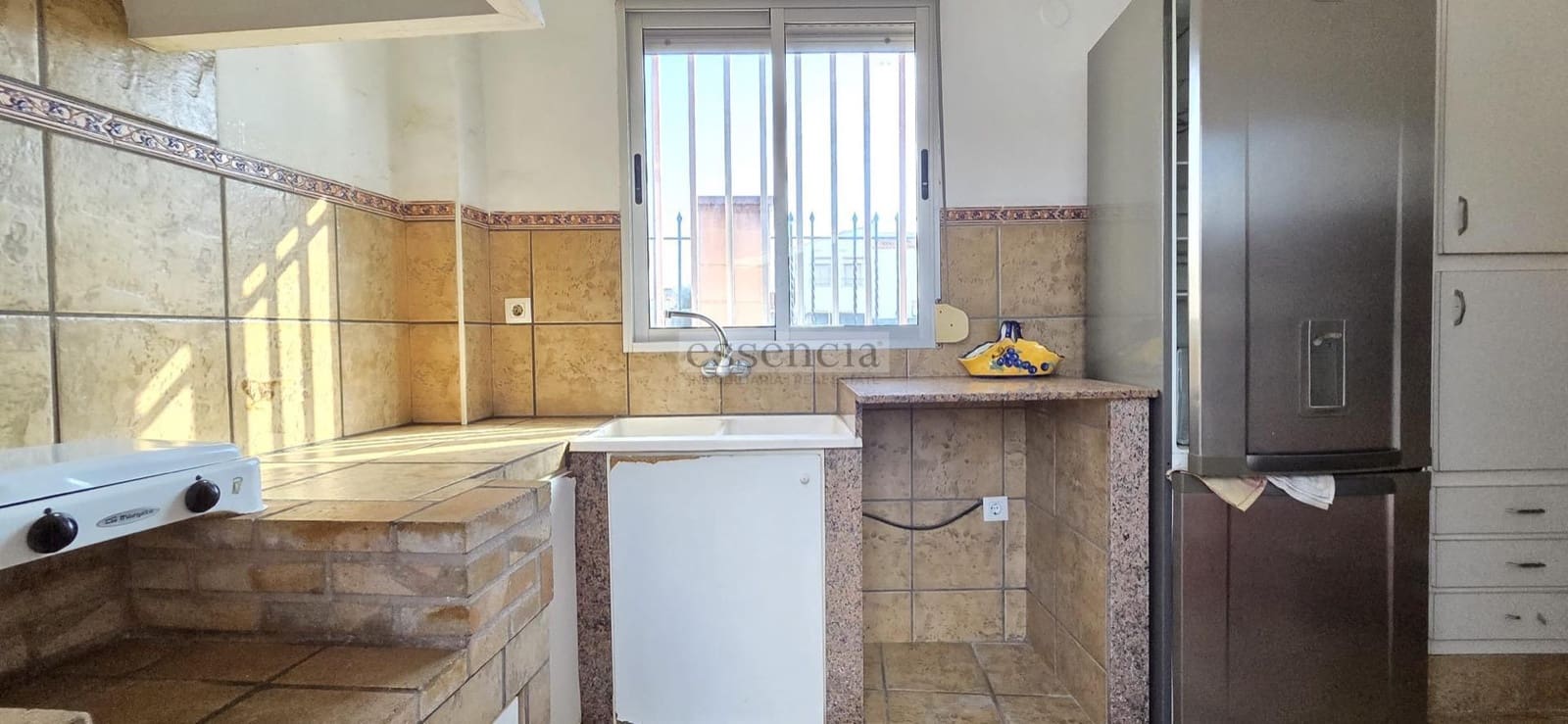 5 soveværelse Villa til salg i Oliva med swimmingpool garage - € 329.900 (Ref: 9126702)