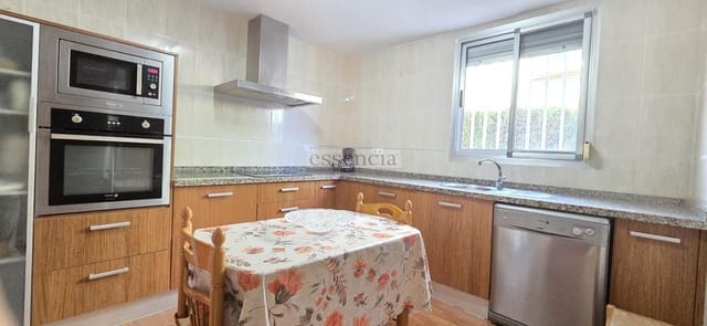 5 sovrum Villa till salu i Oliva med pool garage - 329 900 € (Ref: 9126702)