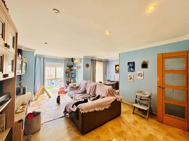 3 makuuhuone Asunto myytävänä paikassa Gandia - 154 000 € (Ref: 9145394)