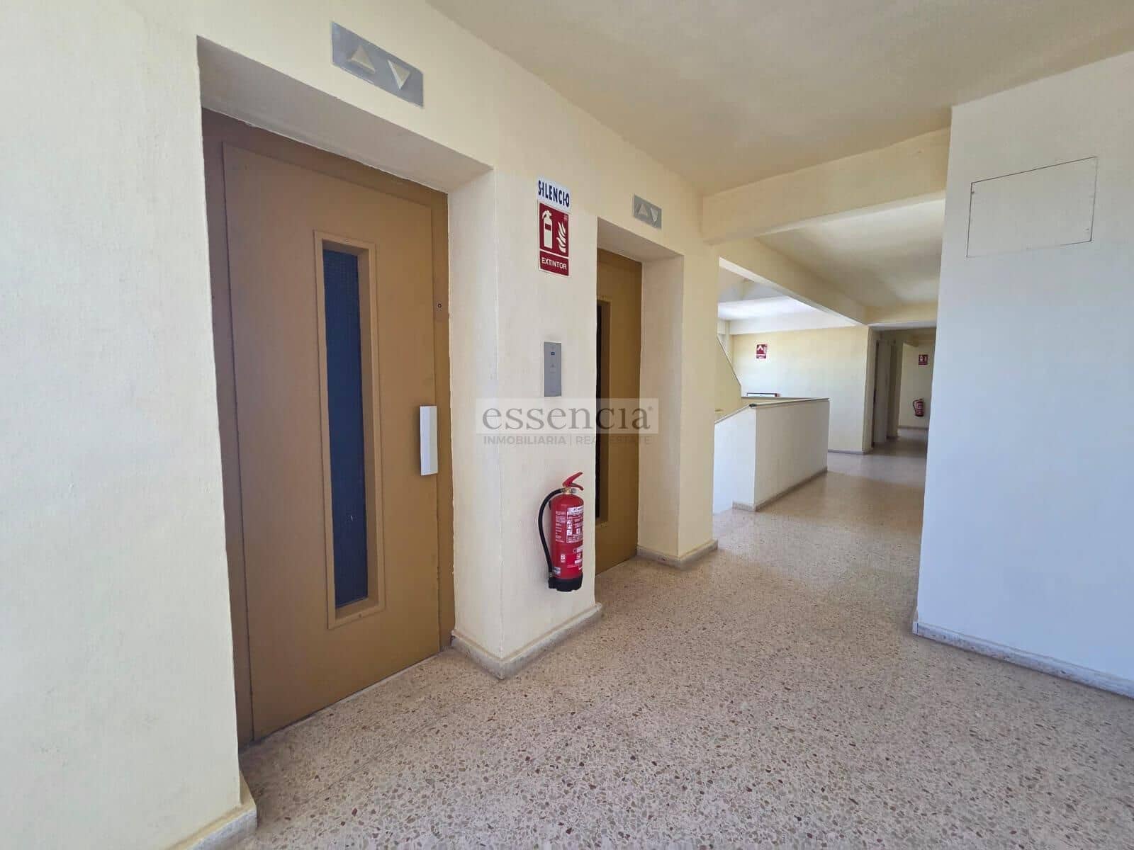 2 soveværelse Lejlighed til salg i Bellreguard med swimmingpool garage - € 178.000 (Ref: 9193712)