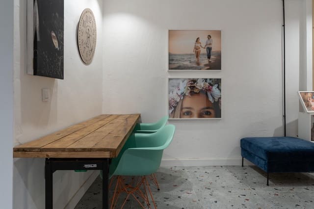 Commercial for sale in Gandia - € 75,000 (Ref: 9197661)