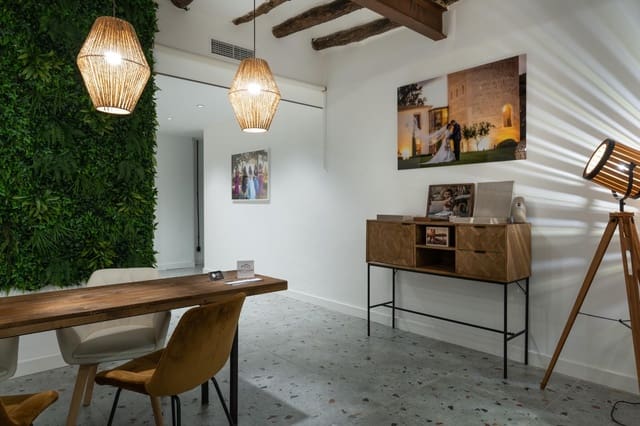 Commercial for sale in Gandia - € 75,000 (Ref: 9197661)