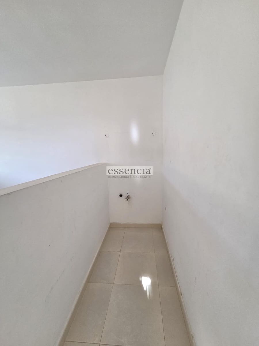 4 soverom Rekkehus til salgs i Villalonga med garasje - € 199 900 (Ref: 9202362)