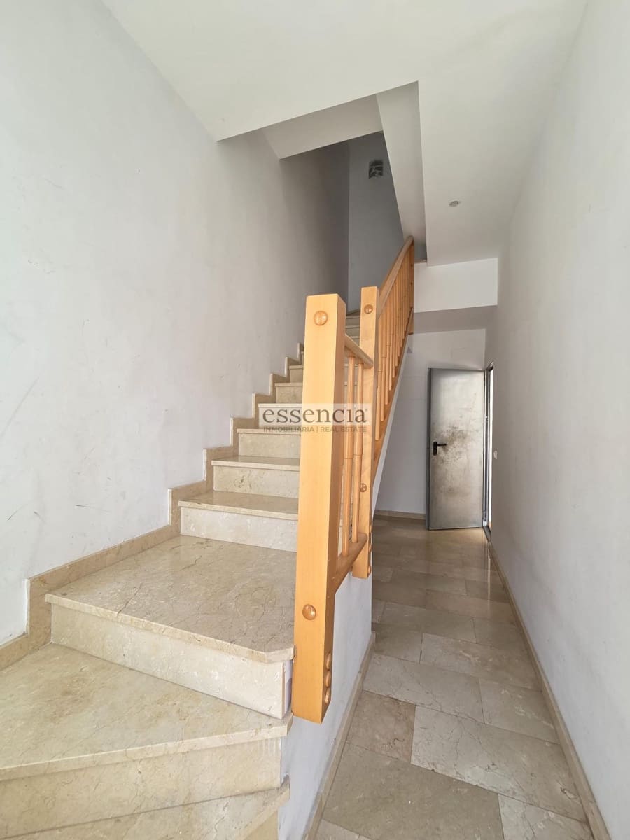 4 soverom Rekkehus til salgs i Villalonga med garasje - € 199 900 (Ref: 9202362)