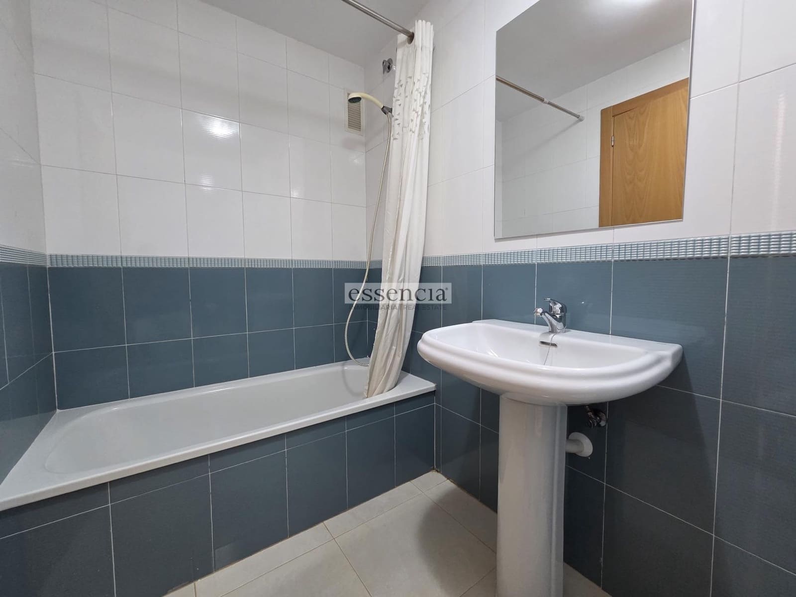 4 soverom Rekkehus til salgs i Villalonga med garasje - € 199 900 (Ref: 9202362)