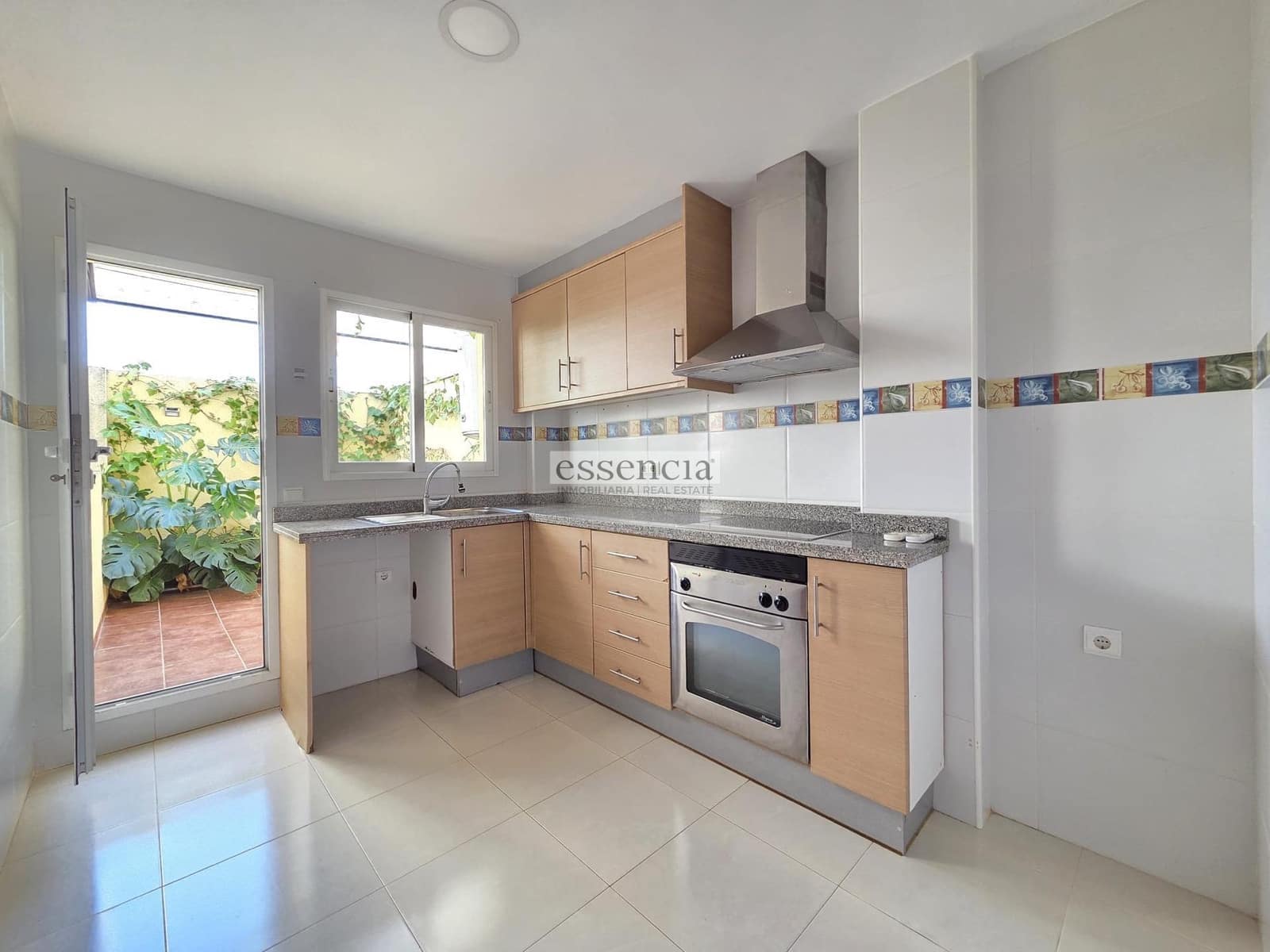 4 soverom Rekkehus til salgs i Villalonga med garasje - € 199 900 (Ref: 9202362)