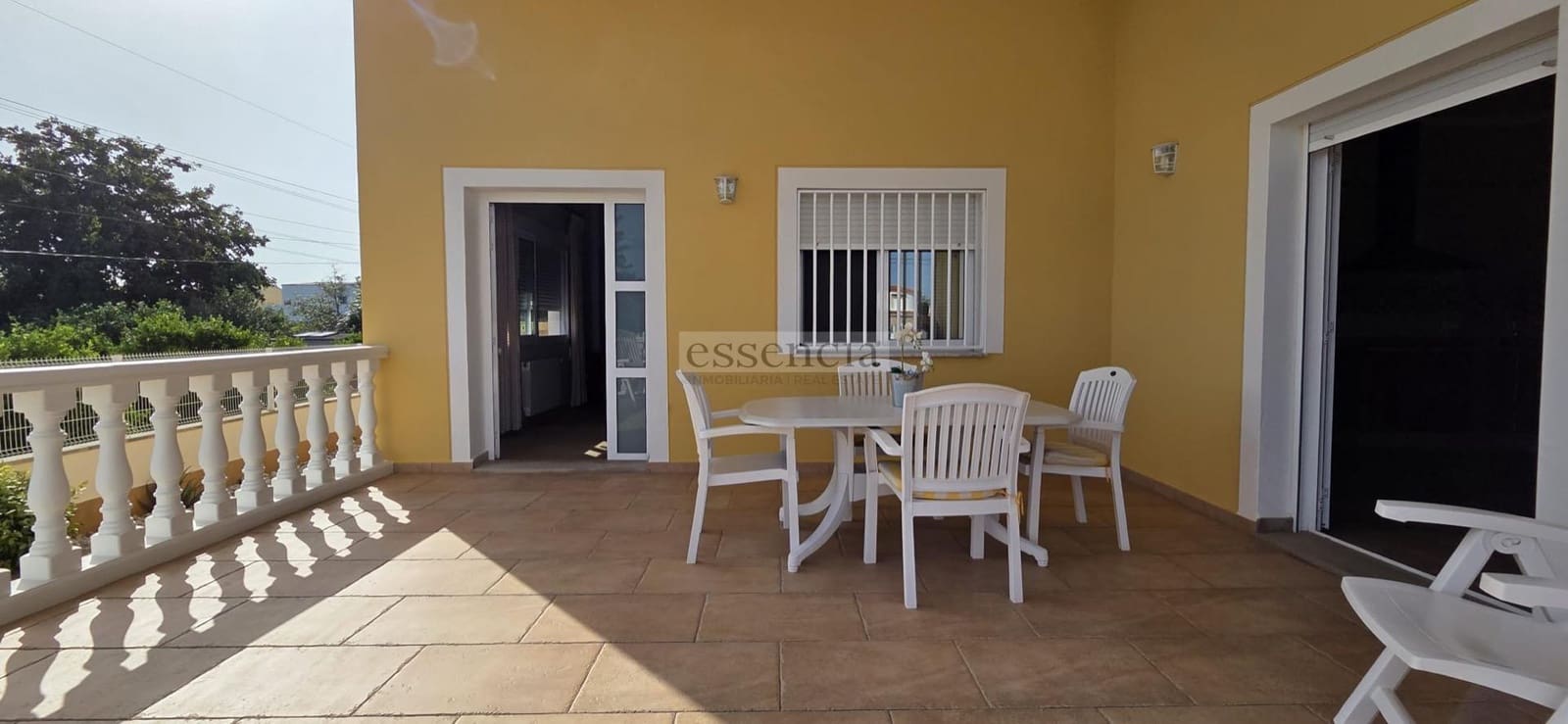 3 soveværelse Villa til salg i Oliva med swimmingpool garage - € 499.900 (Ref: 9202363)