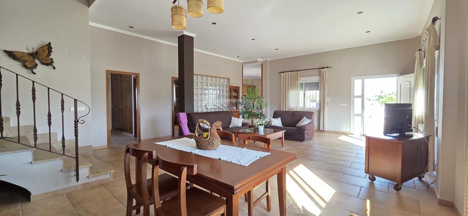 3 soveværelse Villa til salg i Oliva med swimmingpool garage - € 499.900 (Ref: 9202363)