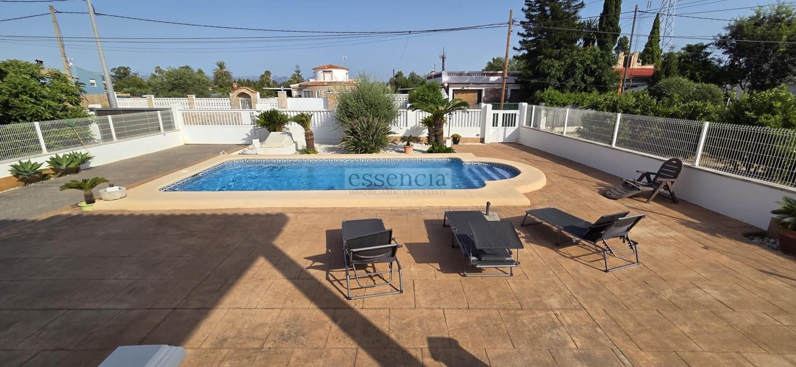 3 soveværelse Villa til salg i Oliva med swimmingpool garage - € 499.900 (Ref: 9202363)