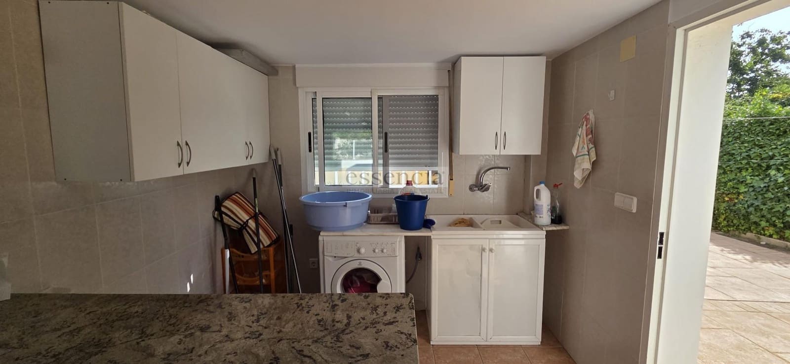 3 soveværelse Villa til salg i Oliva med swimmingpool garage - € 499.900 (Ref: 9202363)