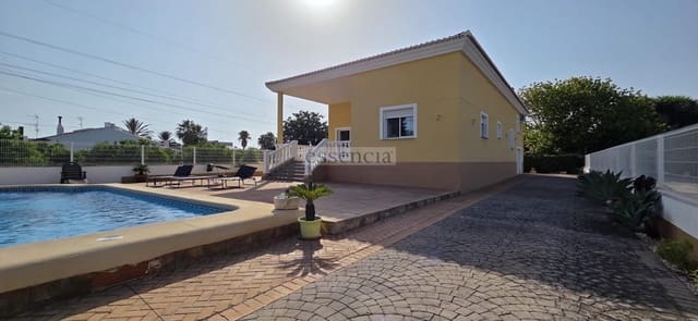 3 slaapkamer Villa te koop in Oliva Pueblo, Oliva met zwembad garage - € 499.900 (Ref: 9202363)