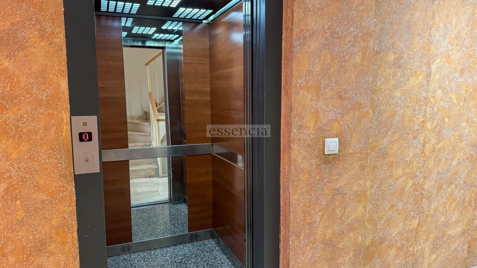 3 sypialnia Penthouse na sprzedaż w Miramar z garażem - 175 000 € (Ref: 9204425)