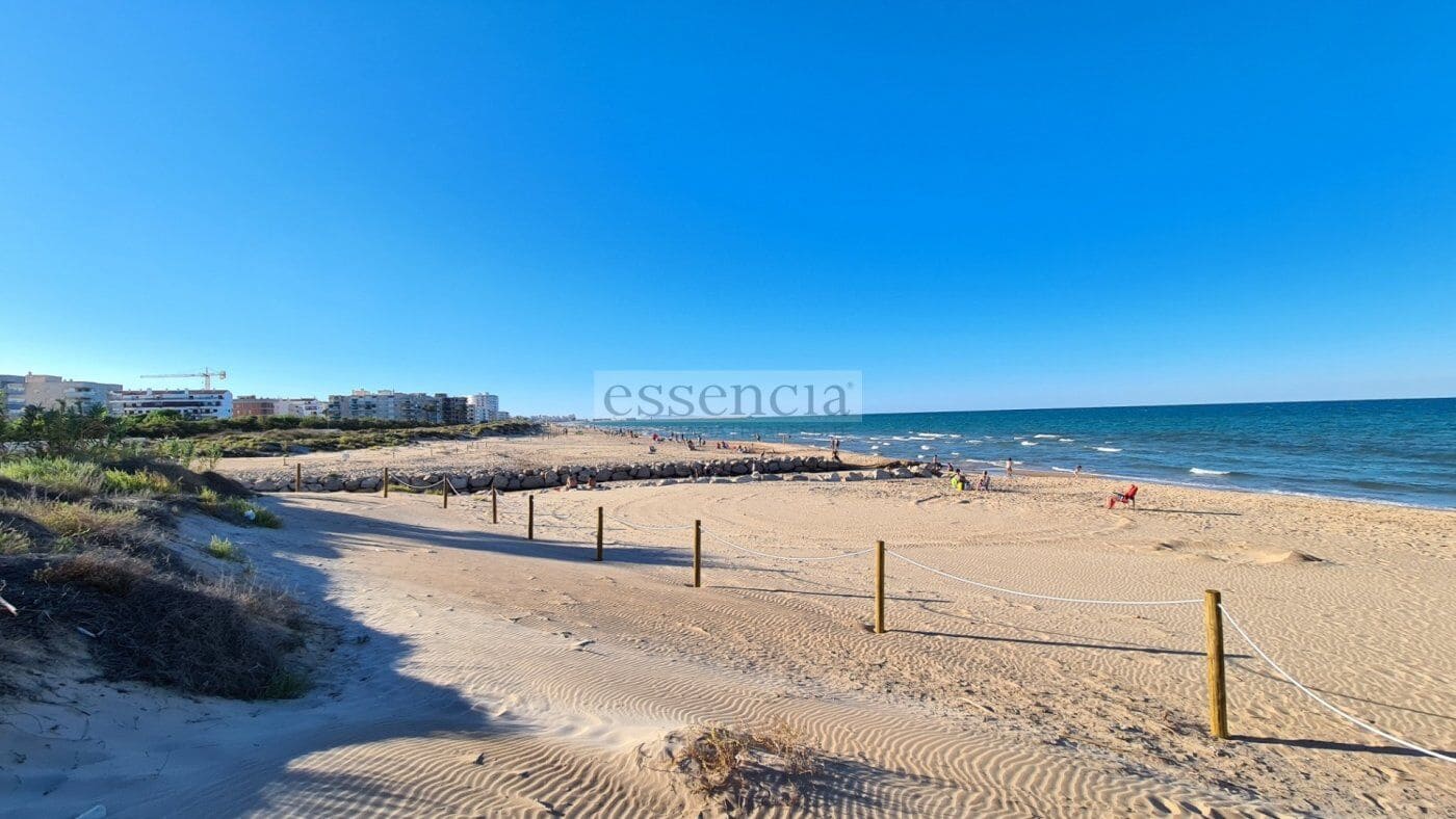 2 quarto Apartamento para venda em Guardamar de la Safor com piscina - 239 900 € (Ref: 9208248)