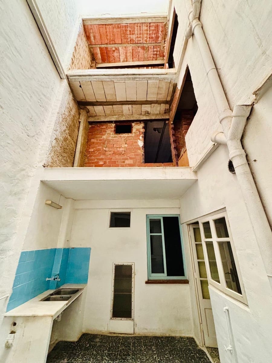 4 soveværelse Erhverv til salg i Gandia med garage - € 400.000 (Ref: 9208249)