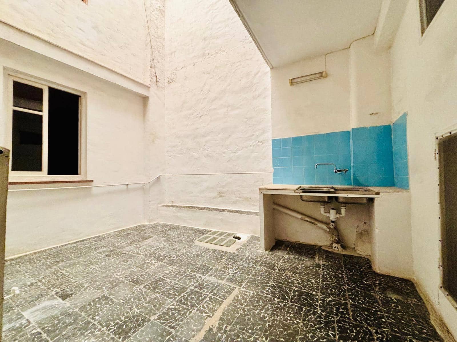 4 soveværelse Erhverv til salg i Gandia med garage - € 400.000 (Ref: 9208249)