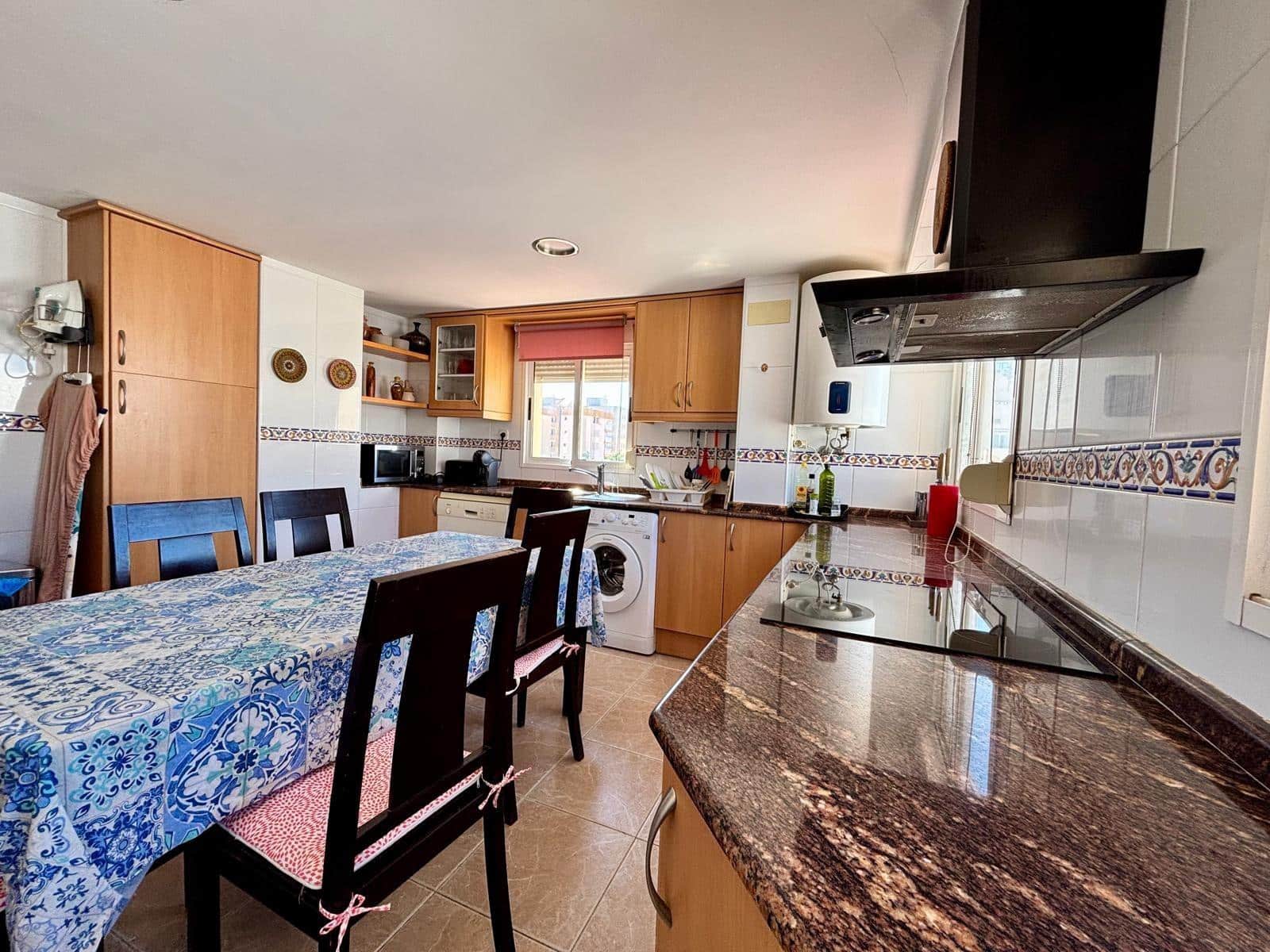 3 soveværelse Lejlighed til salg i Gandia med swimmingpool garage - € 450.000 (Ref: 9236834)