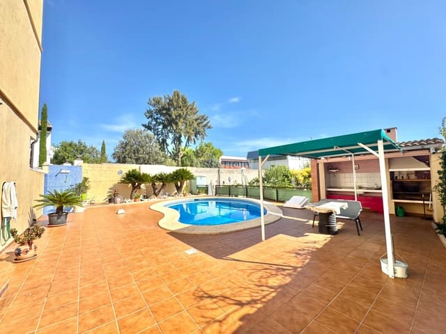 3 soveværelse Villa til salg i Palmera med swimmingpool garage - € 450.000 (Ref: 9248731)