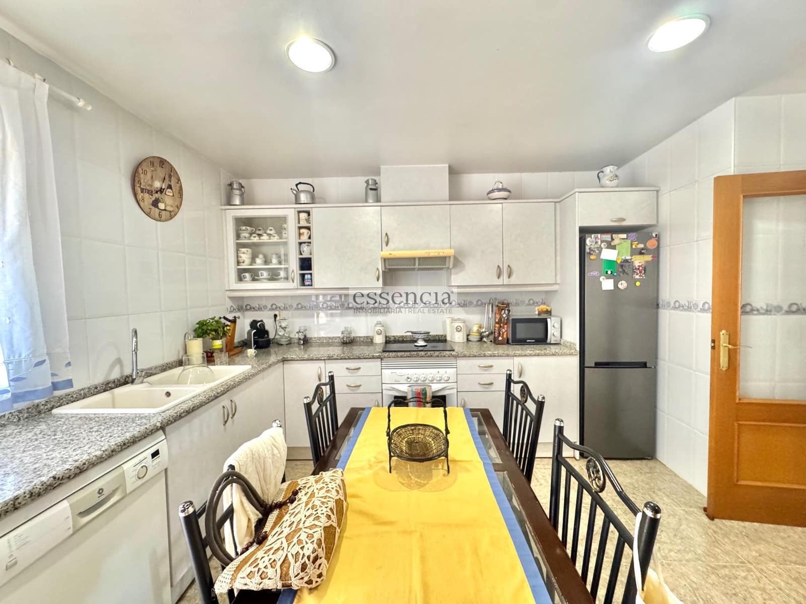 4 soveværelse Rækkehus til salg i Gandia med garage - € 290.000 (Ref: 9262511)