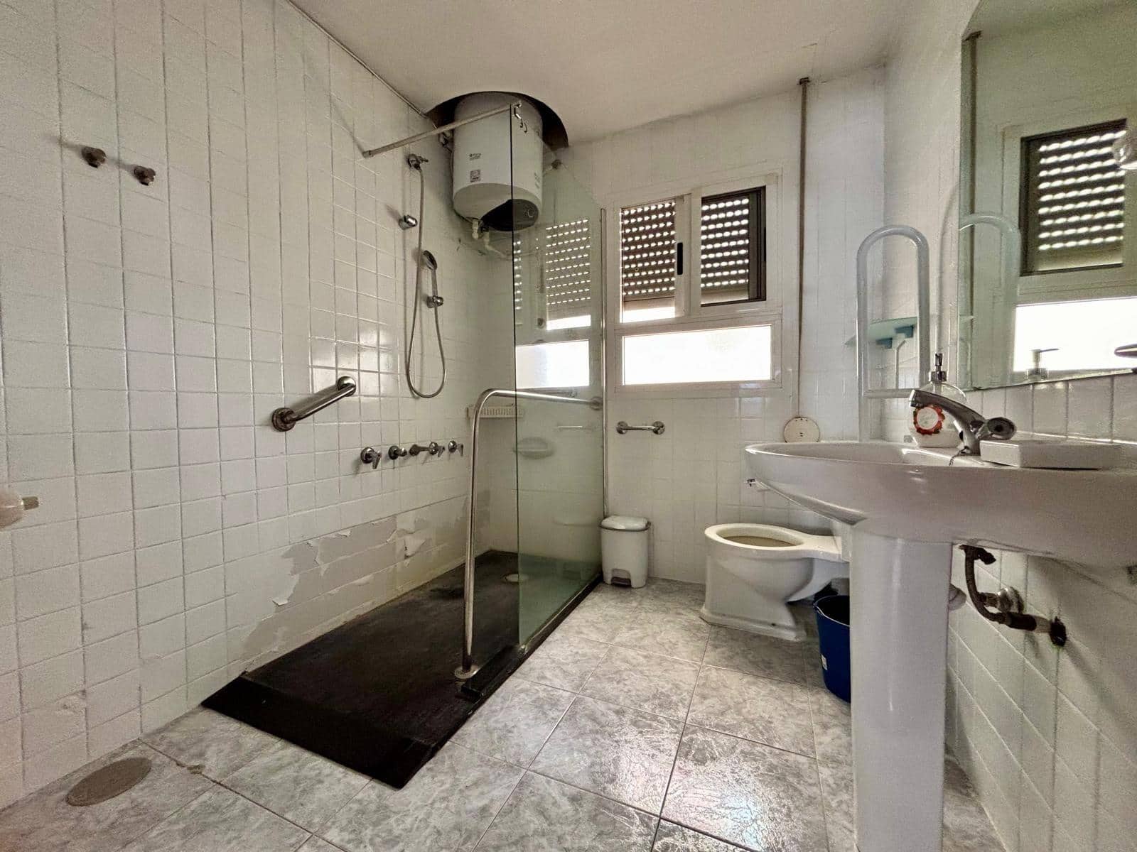 5 soveværelse Lejlighed til salg i Gandia med garage - € 209.900 (Ref: 9264419)