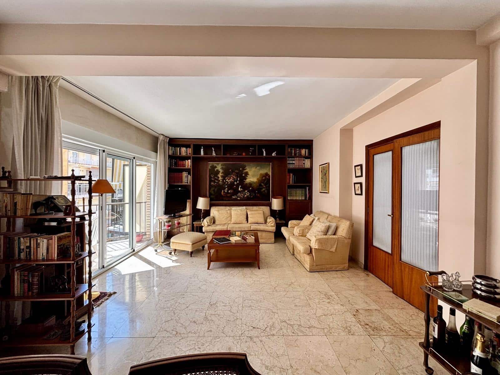 5 soveværelse Lejlighed til salg i Gandia med garage - € 209.900 (Ref: 9264419)