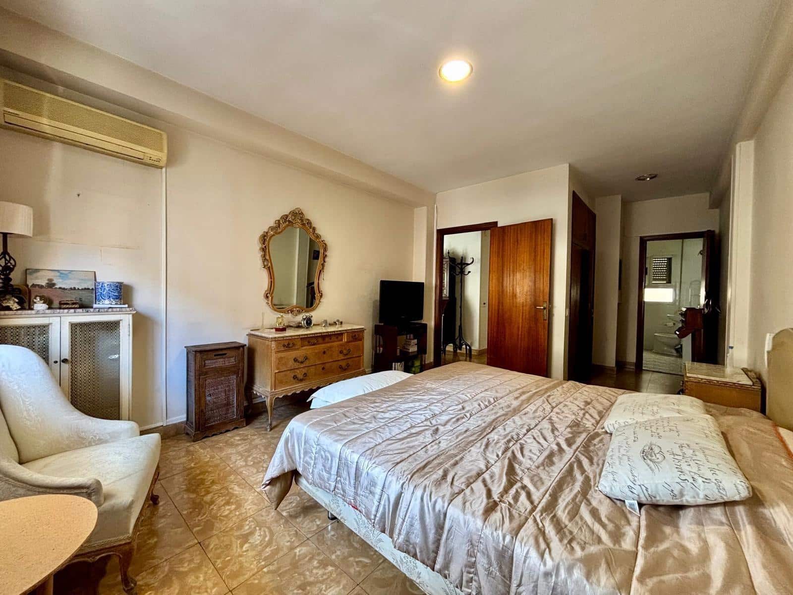 5 soveværelse Lejlighed til salg i Gandia med garage - € 209.900 (Ref: 9264419)