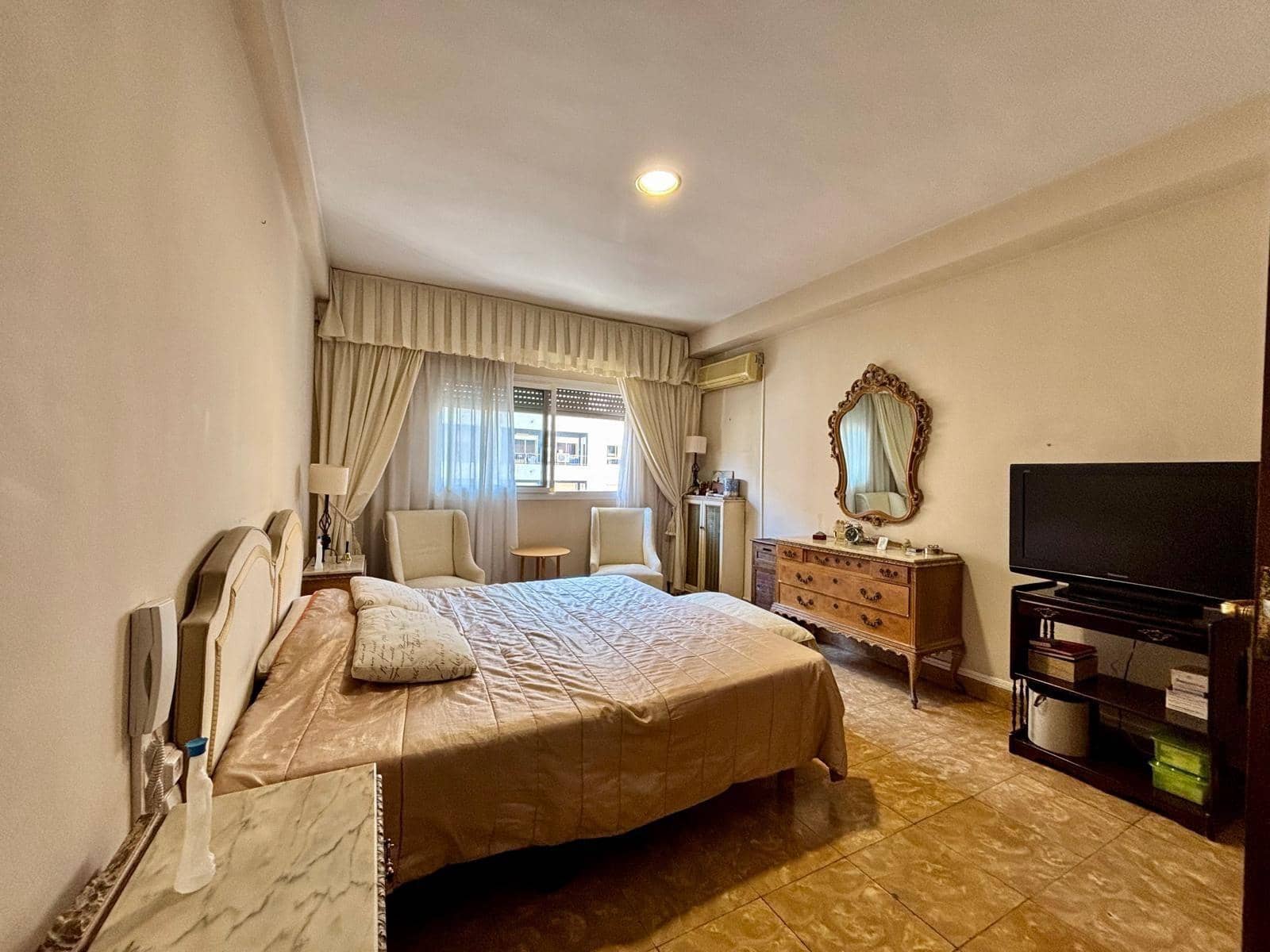 5 soveværelse Lejlighed til salg i Gandia med garage - € 209.900 (Ref: 9264419)