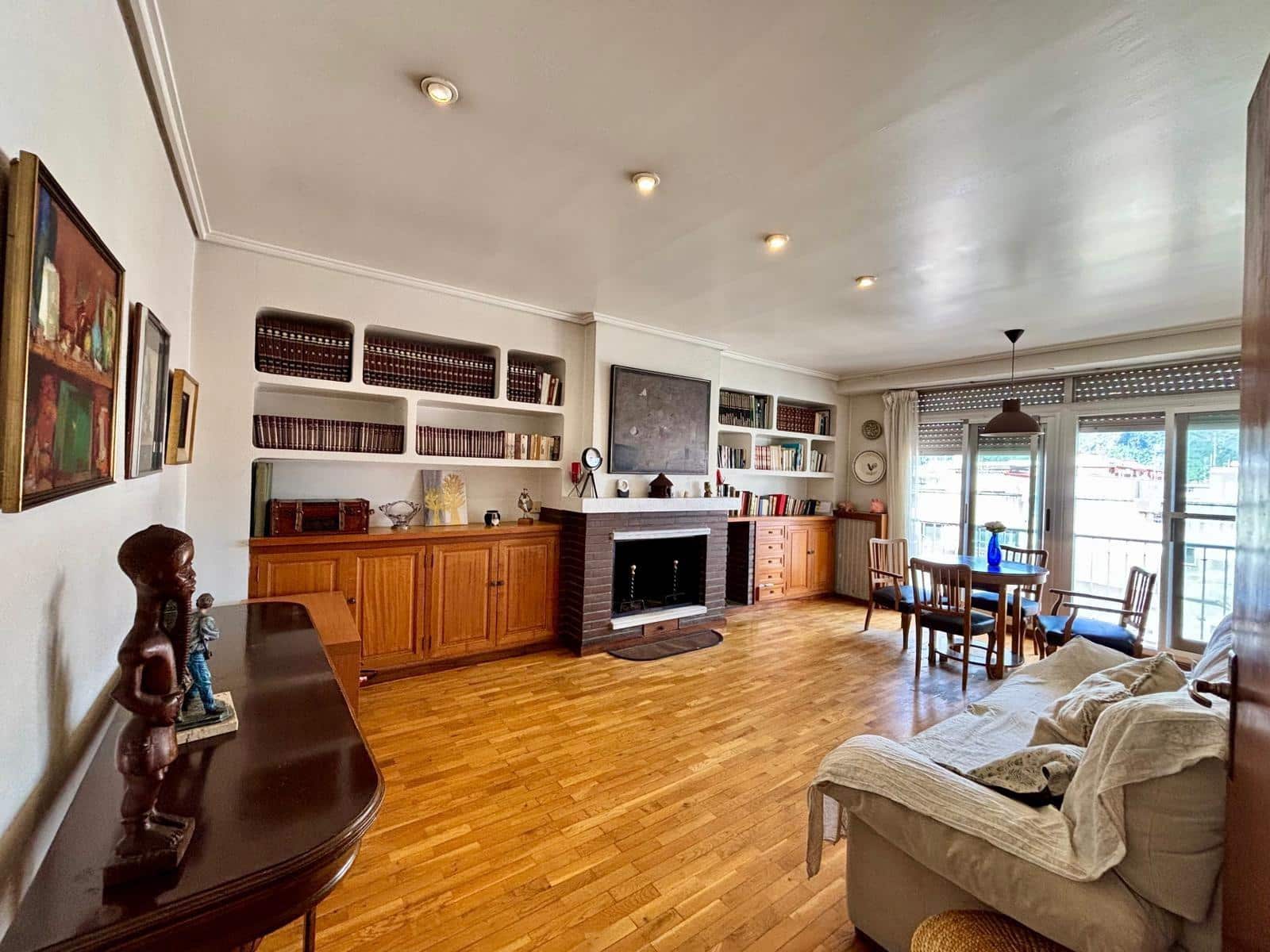 5 soveværelse Lejlighed til salg i Gandia med garage - € 209.900 (Ref: 9264419)