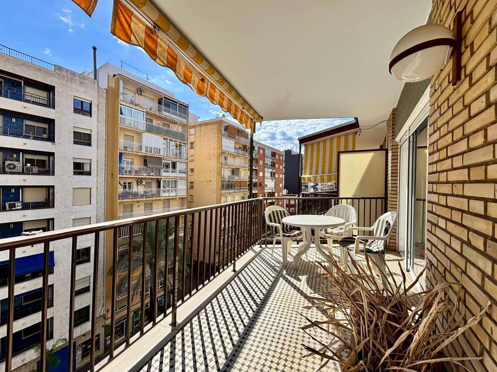 5 soveværelse Lejlighed til salg i Gandia med garage - € 209.900 (Ref: 9264419)