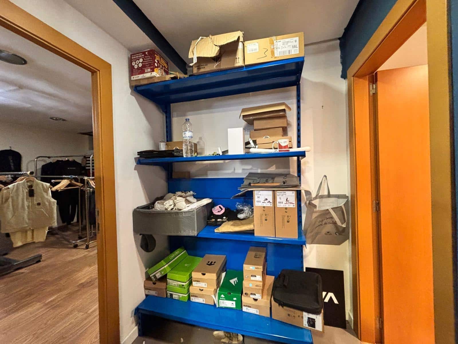 Commercial for sale in Gandia - € 84,900 (Ref: 9264420)