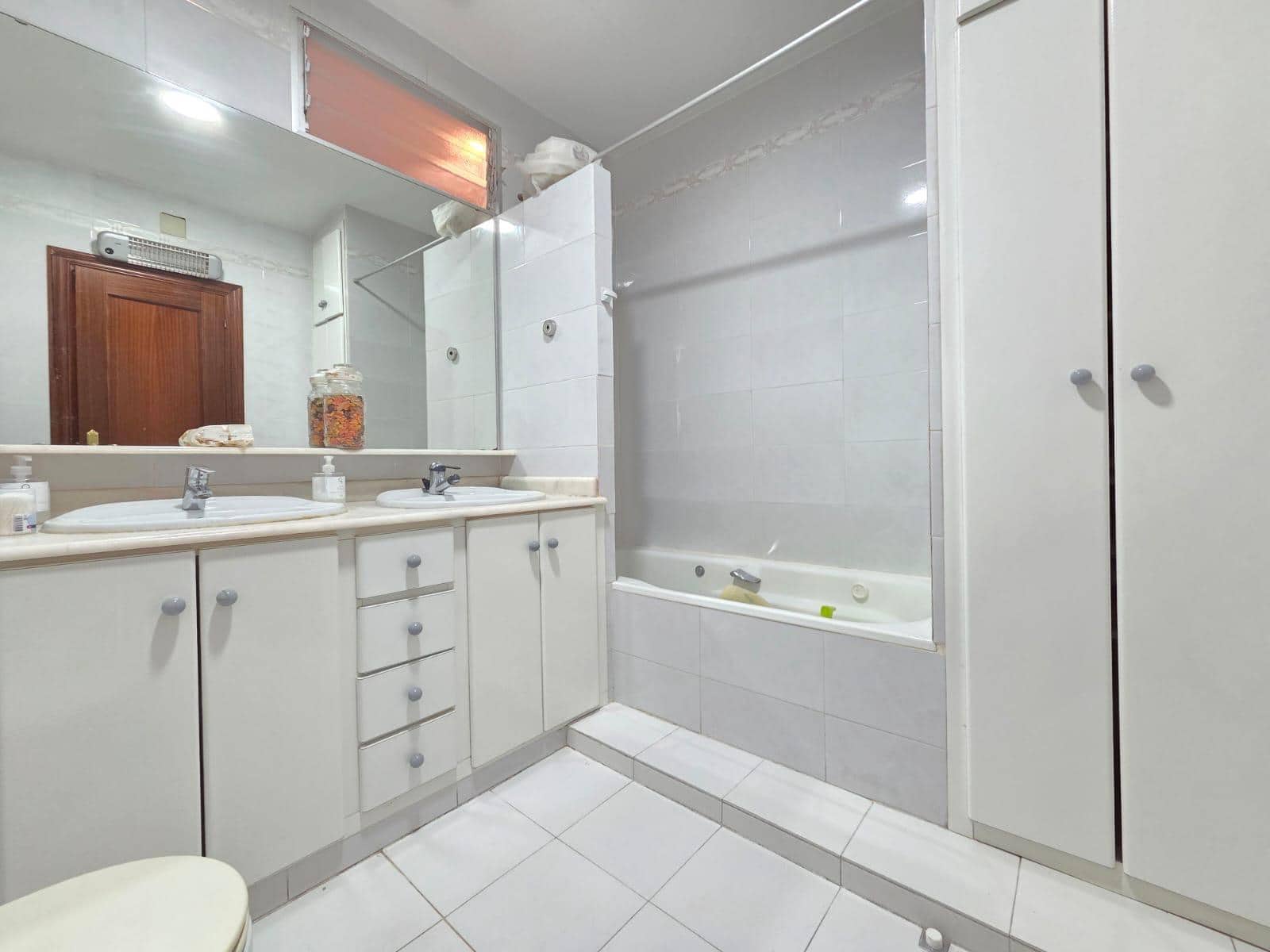 4 soverom Leilighet til salgs i Gandia - € 199 900 (Ref: 9276275)