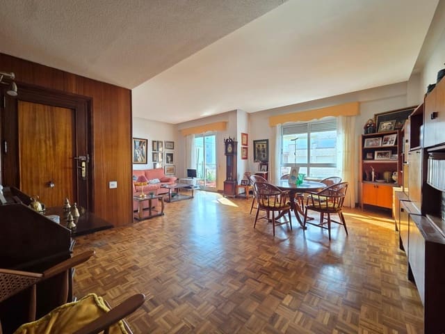 4 soverom Leilighet til salgs i Gandia - € 199 900 (Ref: 9276275)