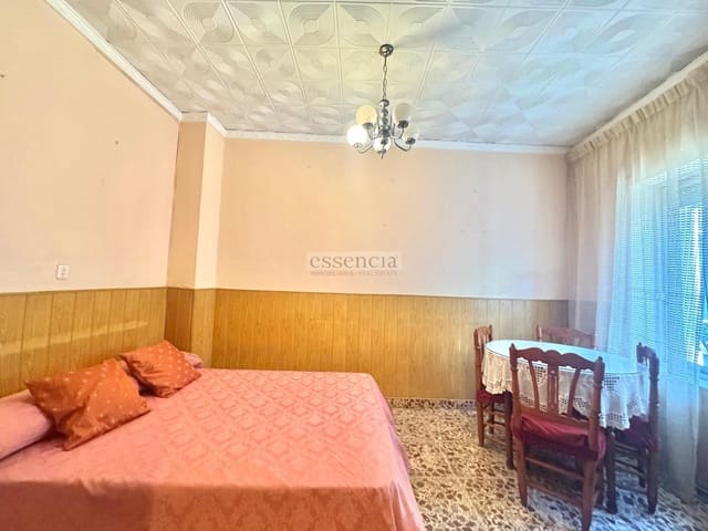 4 quarto Casa em Banda para venda em Bellreguard - 110 000 € (Ref: 9337963)