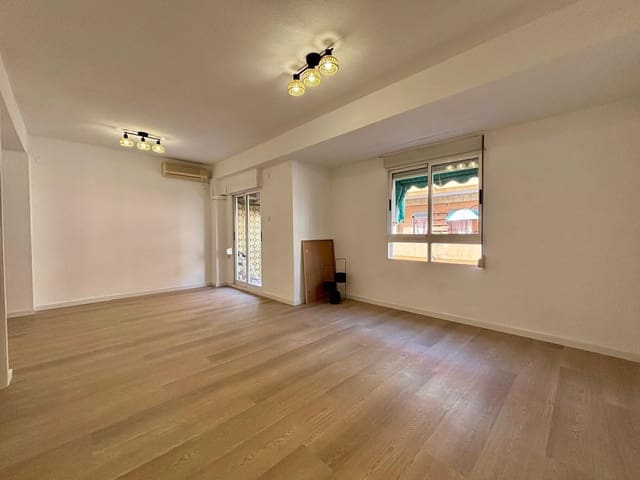 3 makuuhuone Asunto myytävänä paikassa Gandia - 139 000 € (Ref: 9341132)