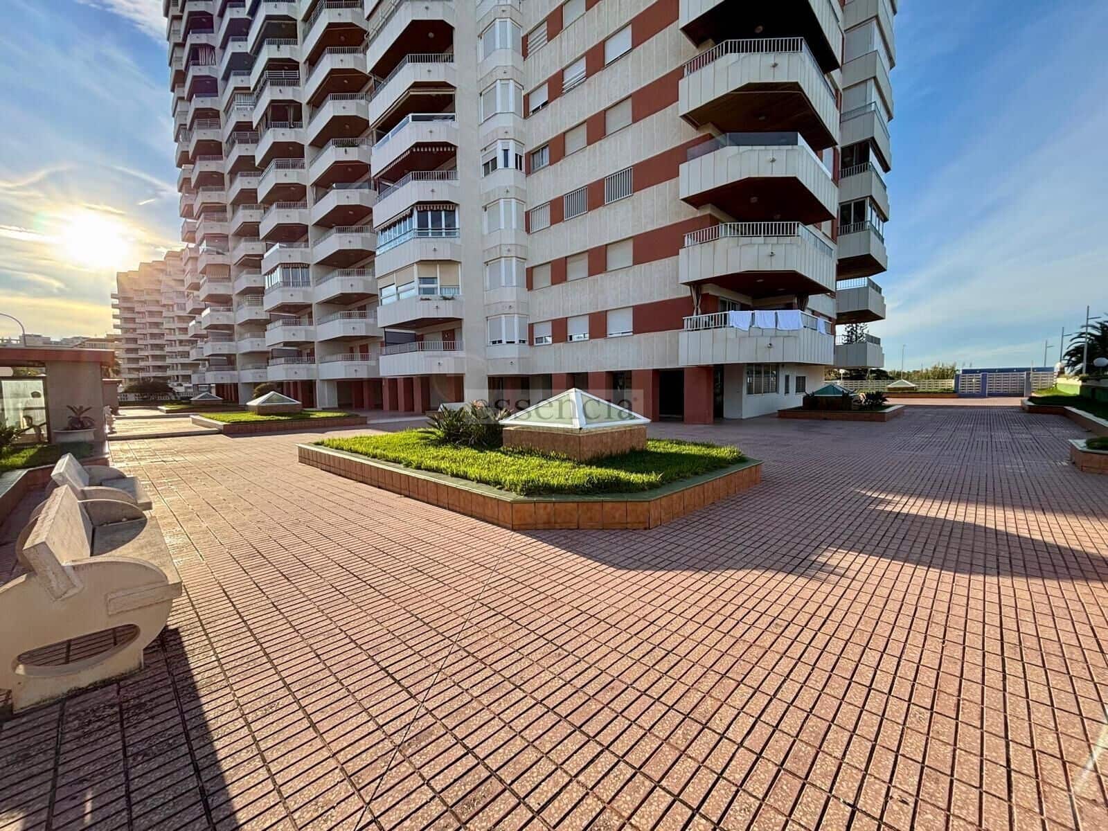 4 soveværelse Lejlighed til salg i Gandia med swimmingpool garage - € 340.000 (Ref: 9349471)