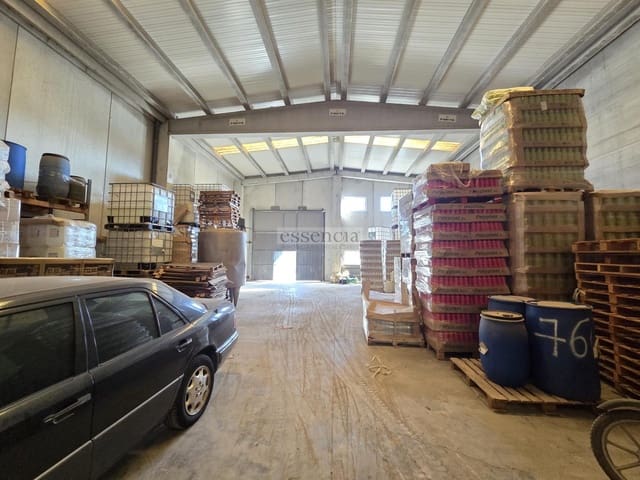 Business for sale in Benigánim - € 199,900 (Ref: 9355789)