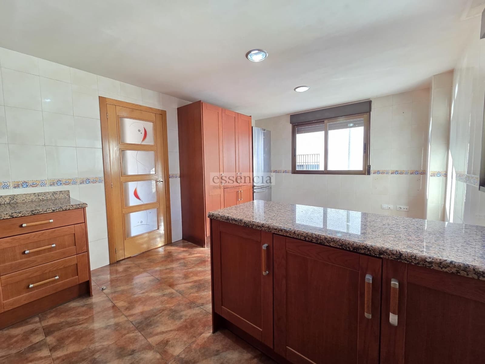 3 bedroom Terraced Villa for sale in Beniarjo with garage - € 219,000 (Ref: 9375272)