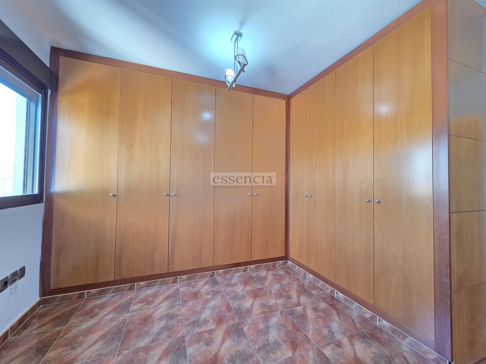 3 bedroom Terraced Villa for sale in Beniarjo with garage - € 219,000 (Ref: 9375272)