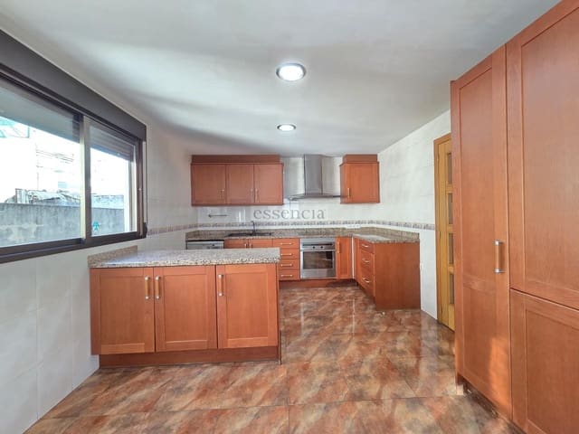 3 bedroom Terraced Villa for sale in Beniarjó with garage - € 219,000 (Ref: 9375272)