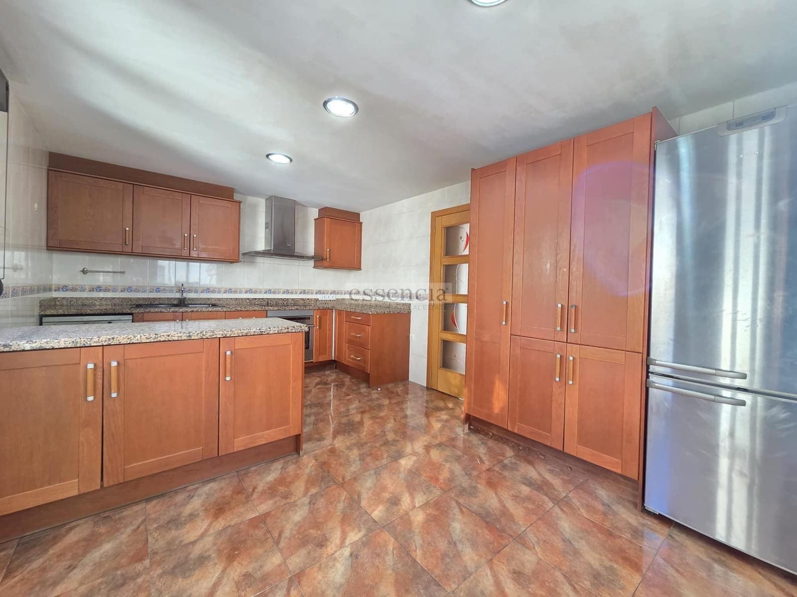 3 bedroom Terraced Villa for sale in Beniarjo with garage - € 219,000 (Ref: 9375272)