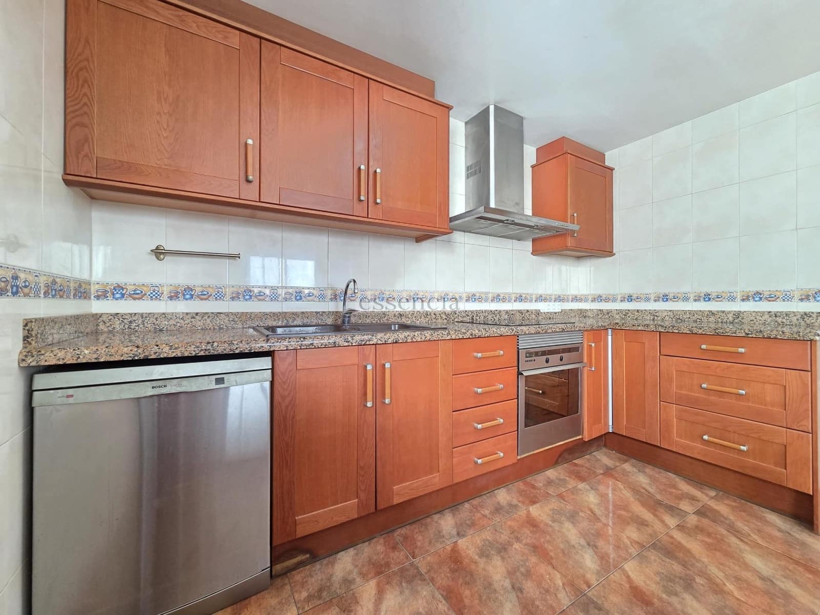 3 bedroom Terraced Villa for sale in Beniarjo with garage - € 219,000 (Ref: 9375272)