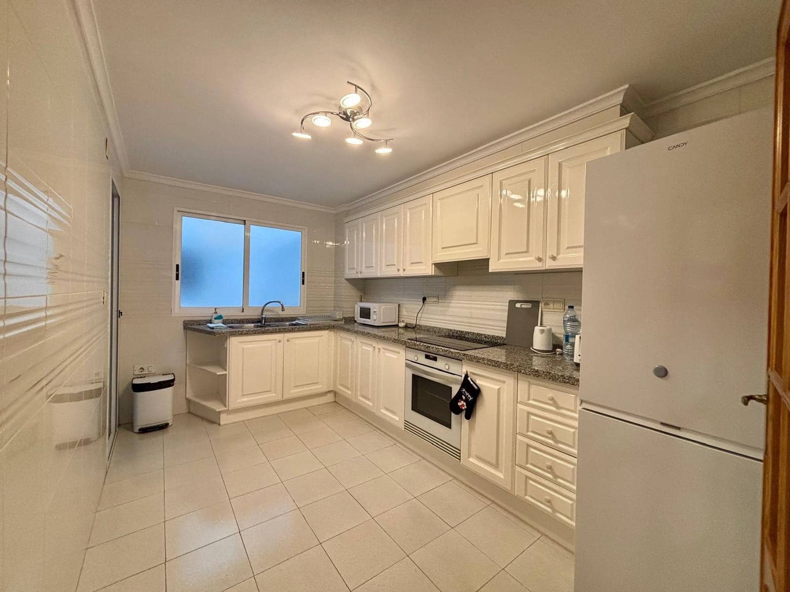 4 sovrum Lägenhet till salu i Gandia - 220 000 € (Ref: 9382779)