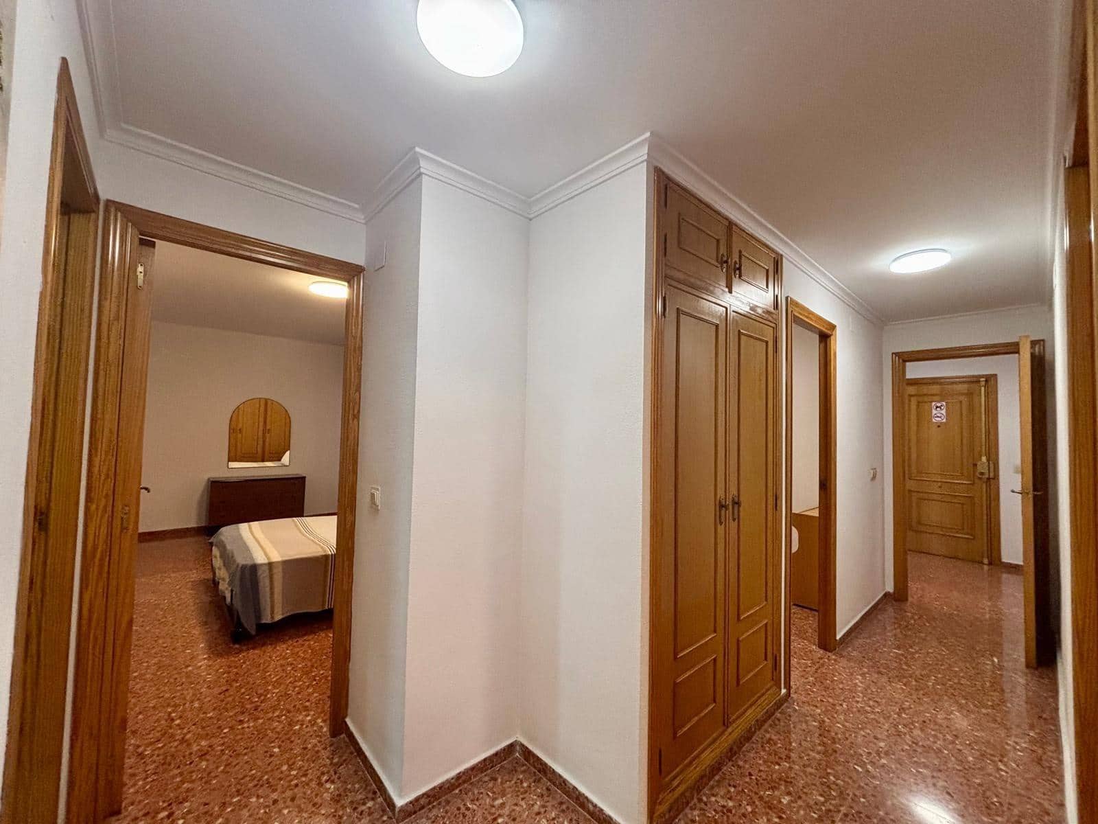 4 sovrum Lägenhet till salu i Gandia - 220 000 € (Ref: 9382779)