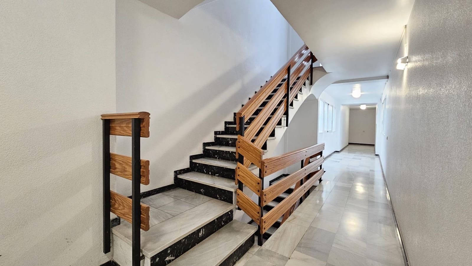 4 sovrum Lägenhet till salu i Gandia - 220 000 € (Ref: 9382779)