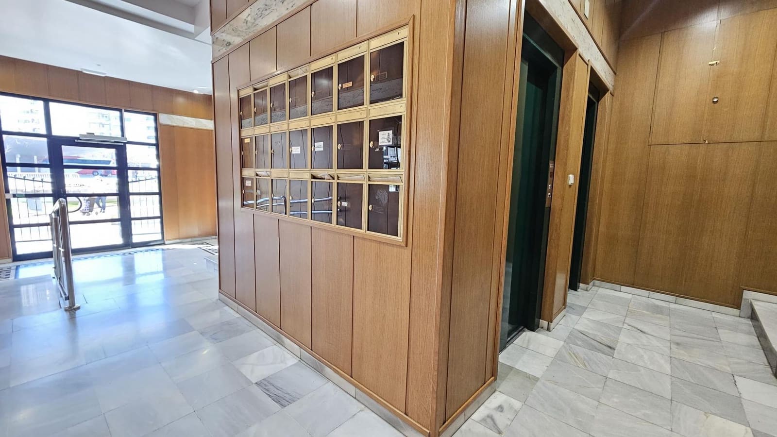 4 sovrum Lägenhet till salu i Gandia - 220 000 € (Ref: 9382779)