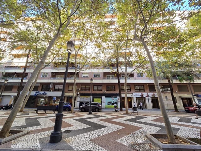 4 sovrum Lägenhet till salu i Gandia med garage - 249 900 € (Ref: 9382780)