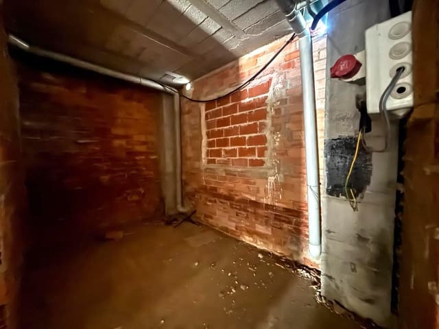 Commercieel te koop in Gandia - € 55.000 (Ref: 9400868)