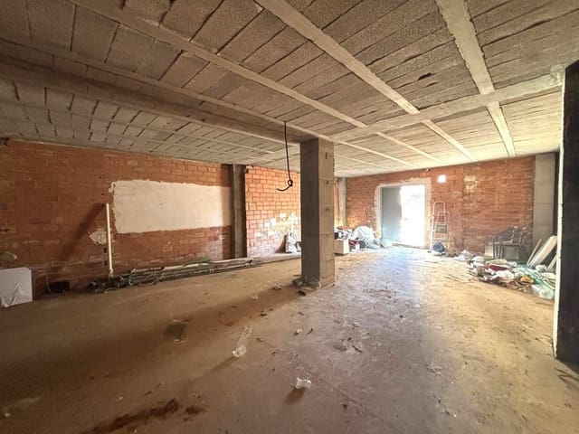 Commercieel te koop in Gandia - € 55.000 (Ref: 9400868)