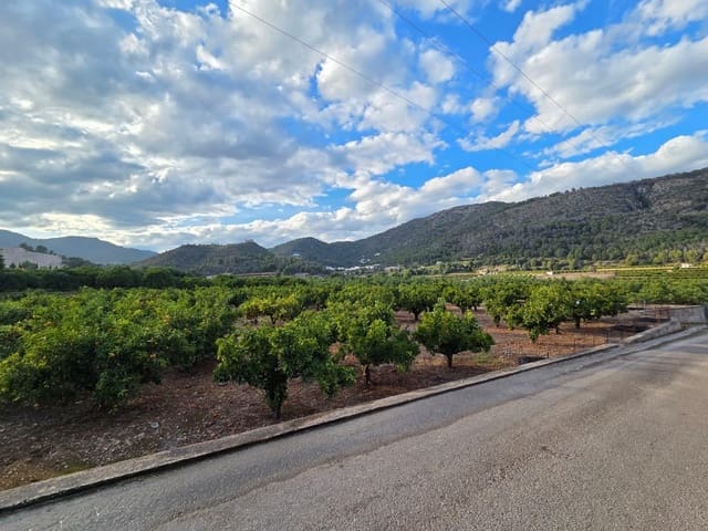 Finca/Herregård til salgs i Adsubia, Javea / Xàbia - € 29 900 (Ref: 9403332)